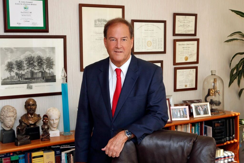 Dr. David Dodson, double board-certified internist and infectious disease specialist in West Palm Beach